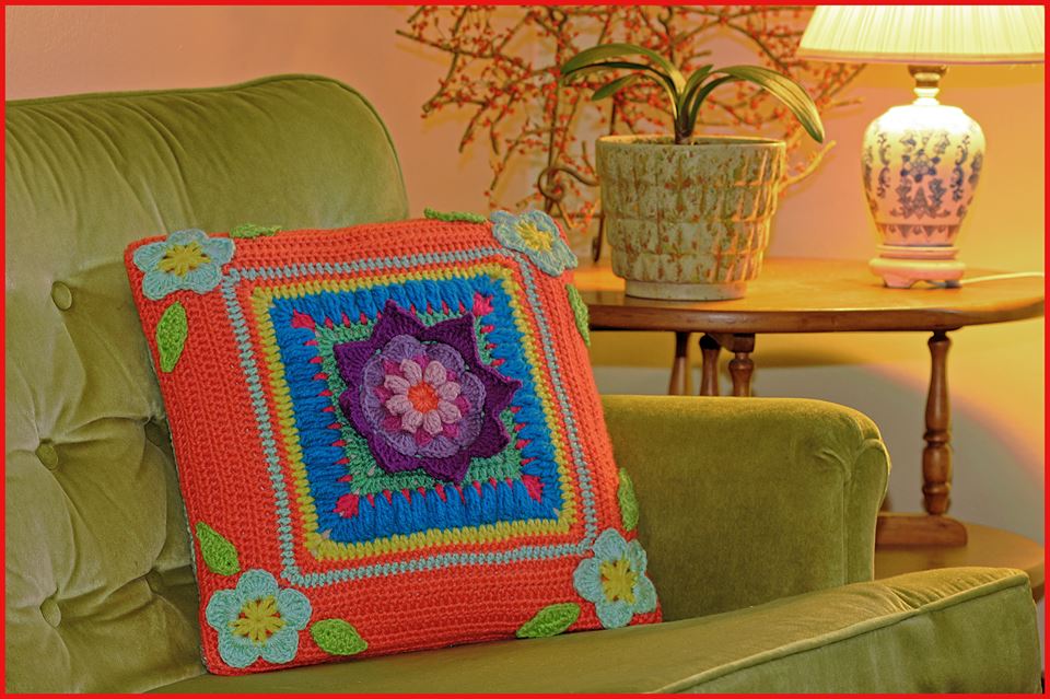 Crochet Tutorial: Blooming Daydreams Throw Pillow
