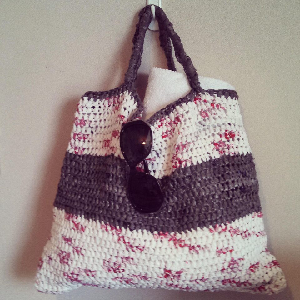 Earth Day: Using Plarn to Make a Market Bag