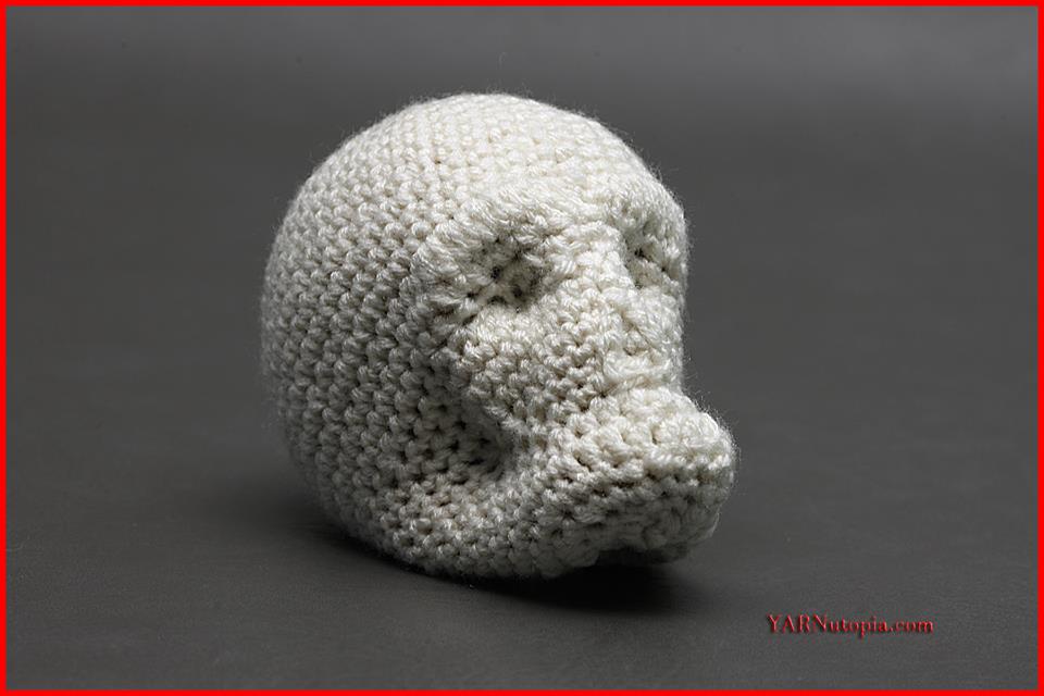 Crochet Tutorial: Crochet Around Mache-Skull