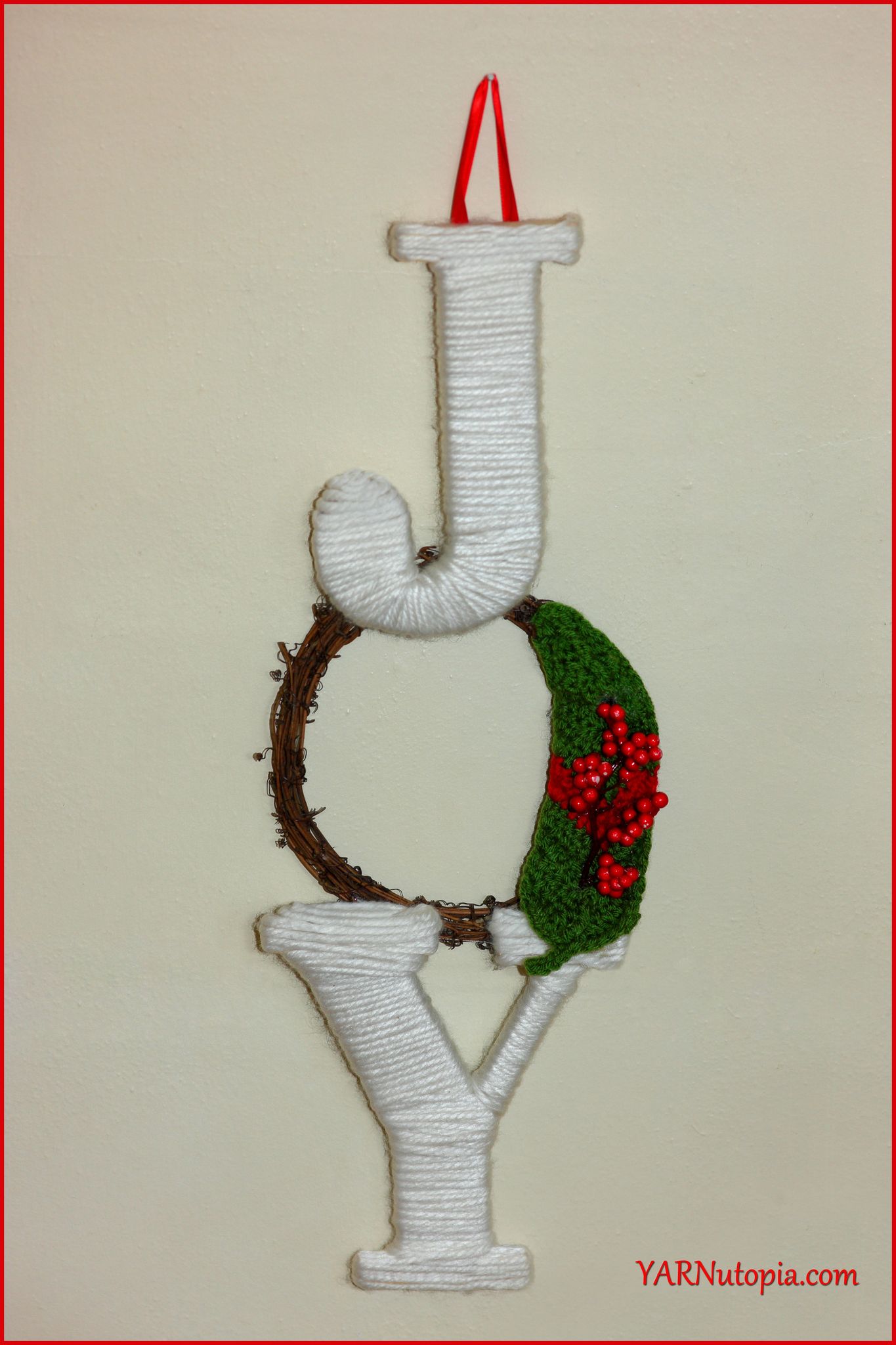 12 Days of Christmas: Festive Holiday JOY Wall Hanging (Photo Tutorial)